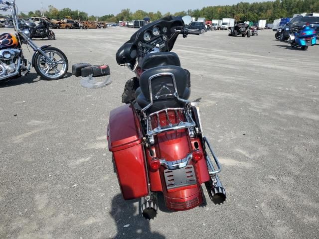 2010 Harley-Davidson Flhx