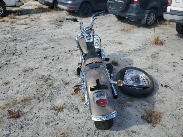 2004 Harley-Davidson Flstfi