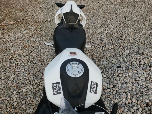 2025 Cf Moto 675SS