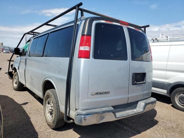 2022 Chevrolet Express G2500 LT