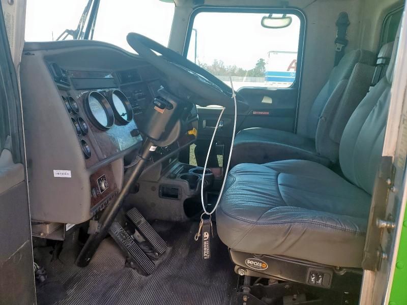2009 Kenworth Construction T270