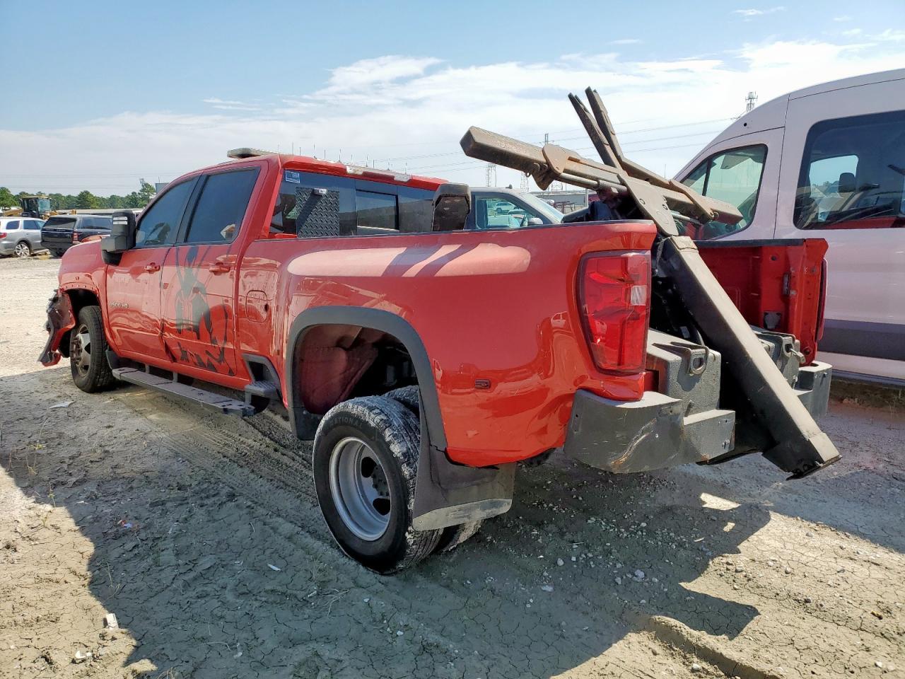 2022 Chevrolet Silverado C3500 LT