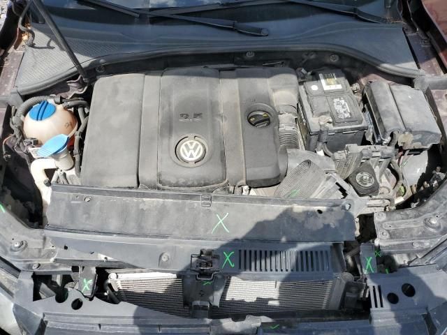 2014 Volkswagen Passat SE