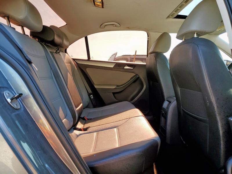 2013 Volkswagen Jetta Hybrid