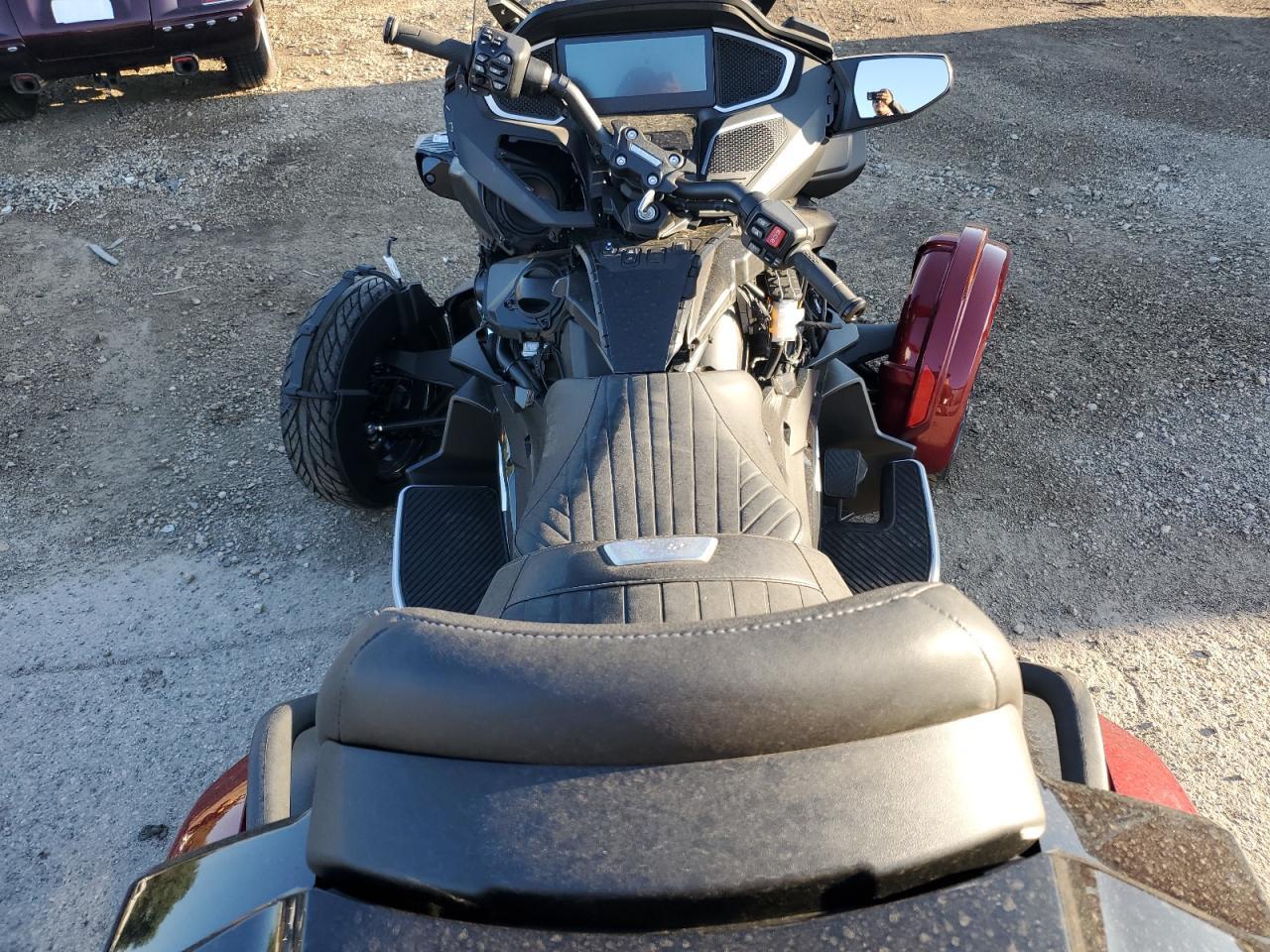 2024 Can-Am Spyder Roadster RT