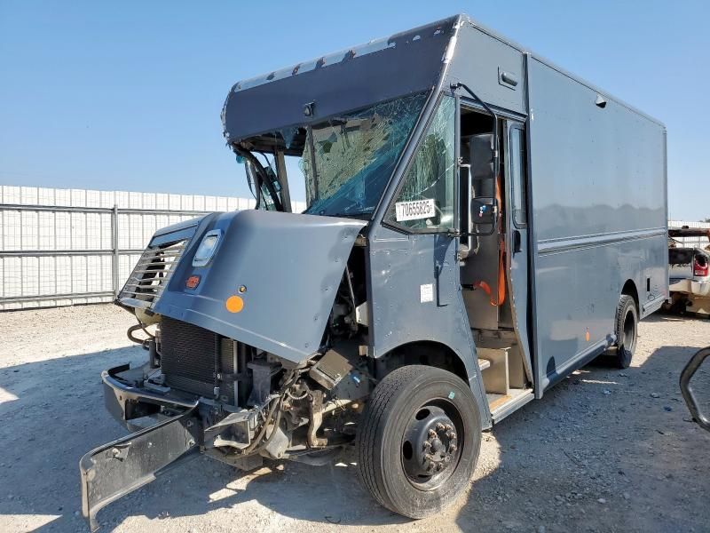 2020 Ford F59