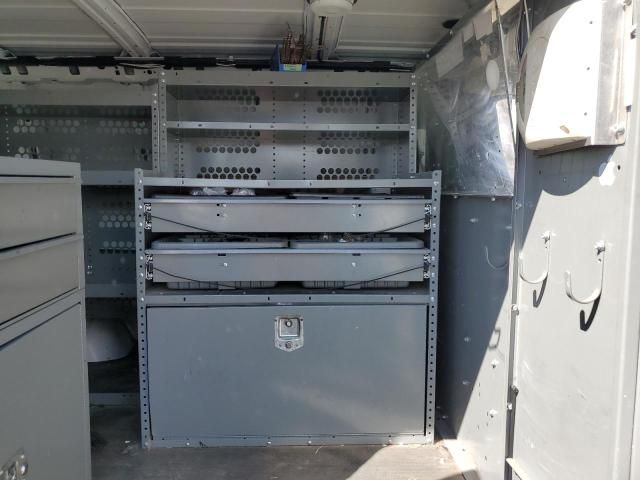 2013 Chevrolet Express G2500