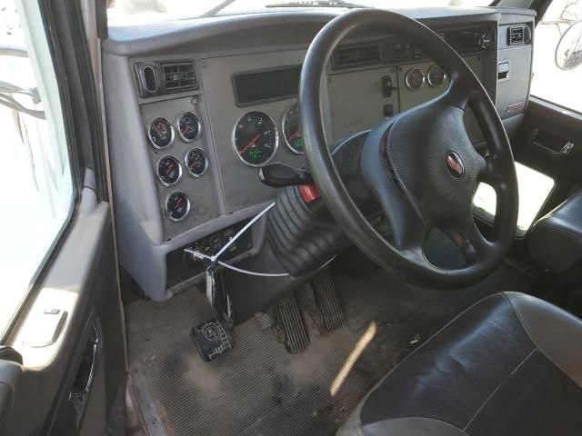 2017 Kenworth Construction T370
