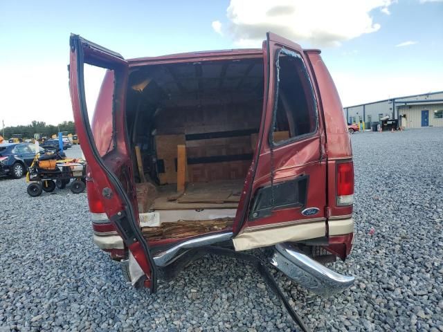 1999 Ford Econoline E150 Van