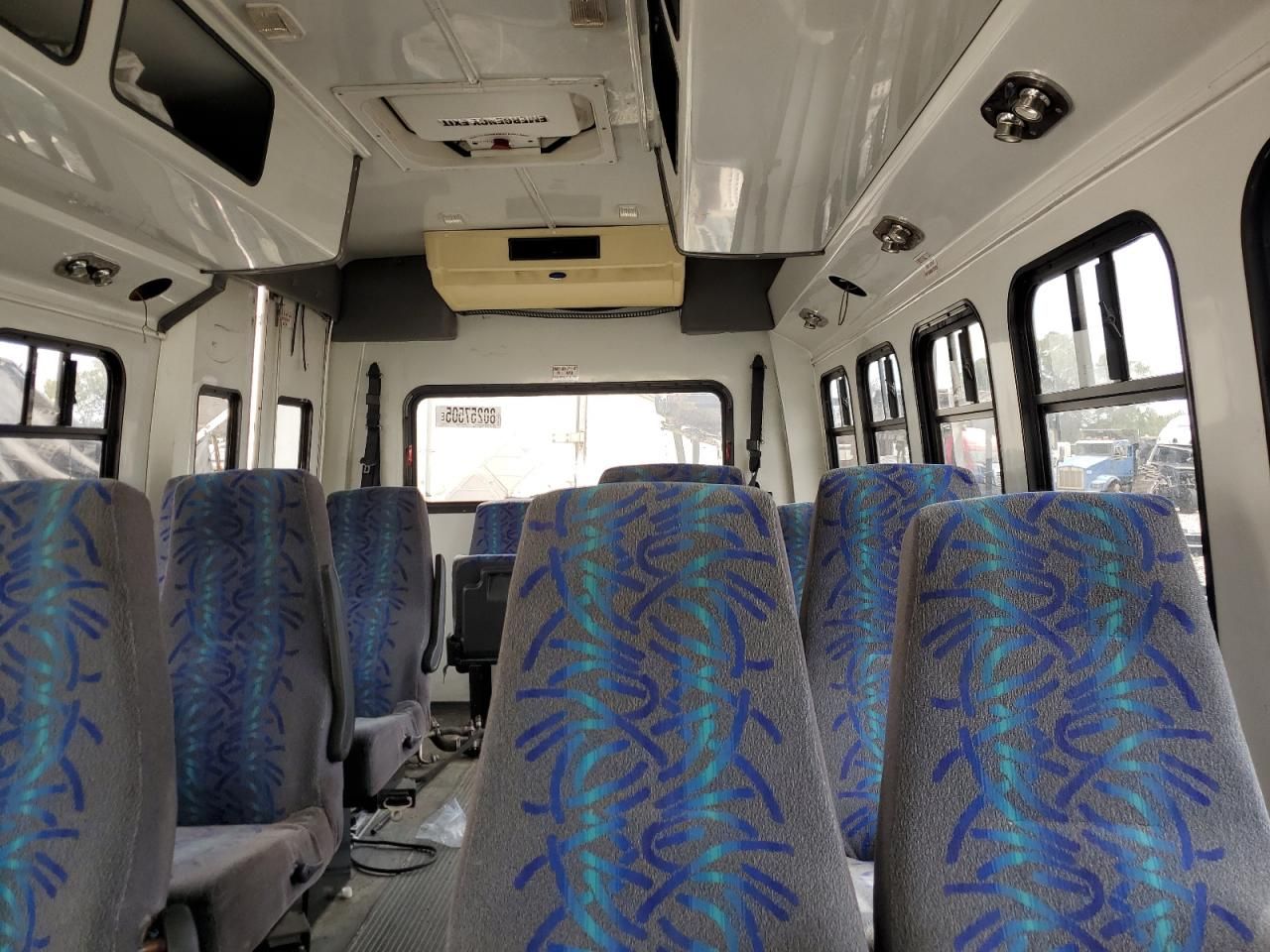 2004 Ford Econoline Commercial