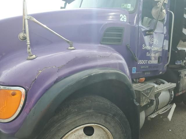 2007 Mack CV700 Dump Truck