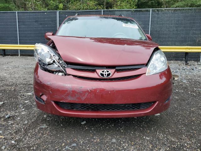 2010 Toyota Sienna xle