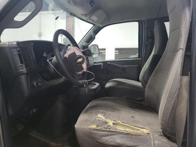 2017 Chevrolet Express G3500 LT