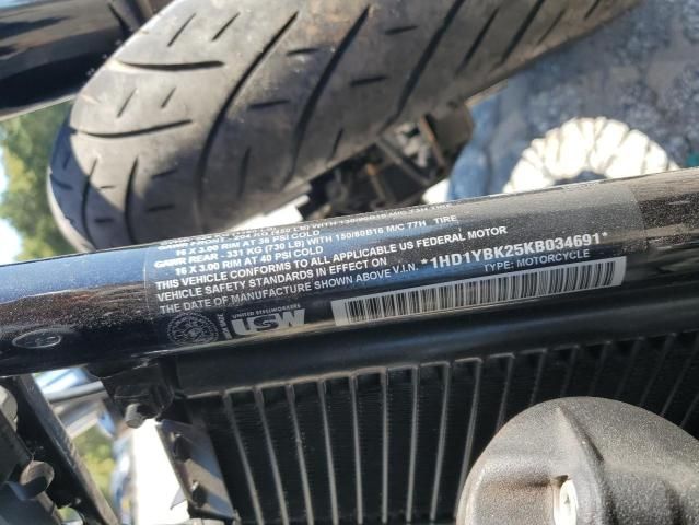 2019 Harley-Davidson Flhcs