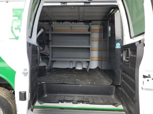 2021 Chevrolet Express G2500