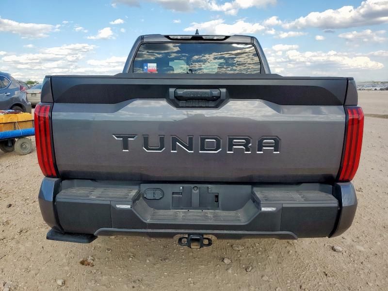 2025 Toyota Tundra Crewmax sr