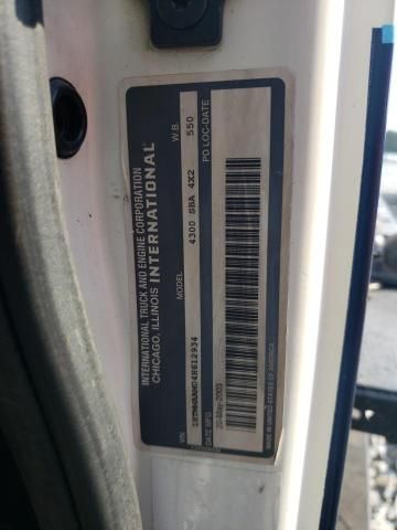 2004 International 4000 4300