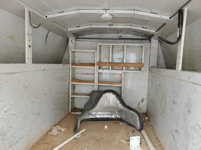 2011 Ford Econoline E350 Super Duty Cutaway Van