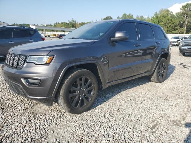 2020 Jeep Grand Cherokee Laredo