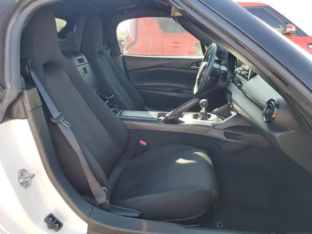 2016 Mazda MX-5 Miata Sport
