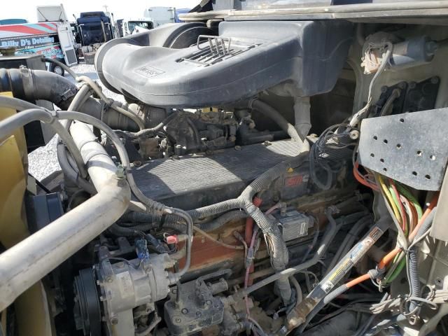 2005 International 5500I Ready MIX Truck