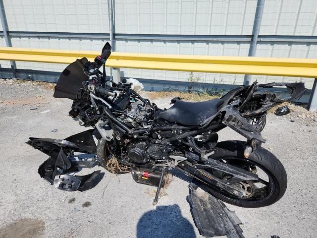 2025 Kawasaki EX500