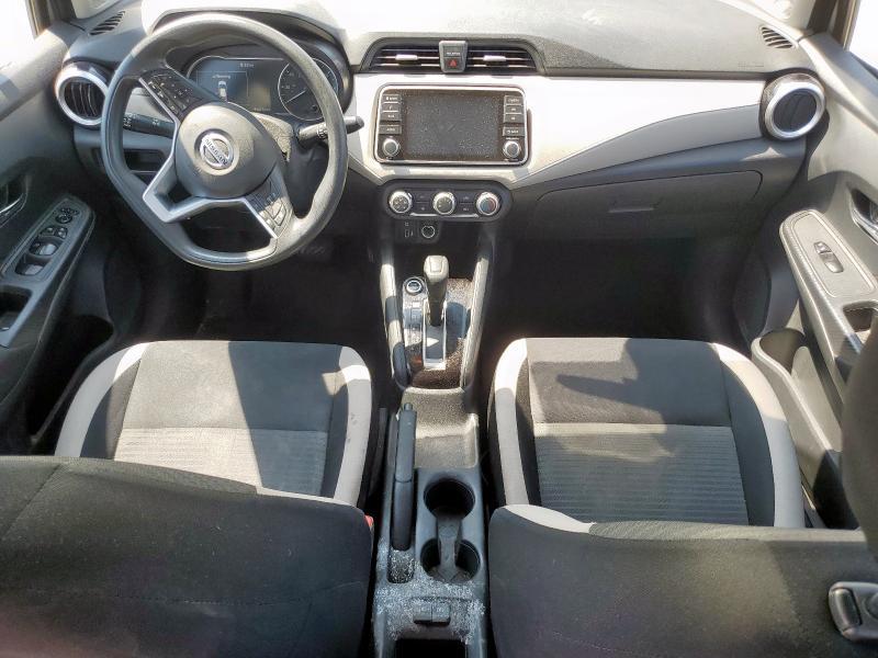 2022 Nissan Versa sv