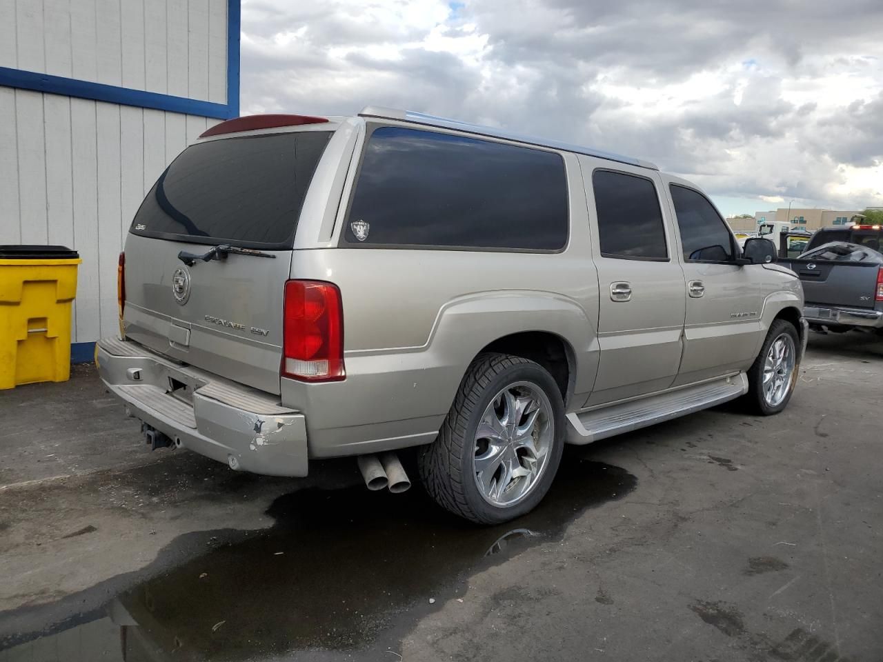 2004 Cadillac Escalade esv