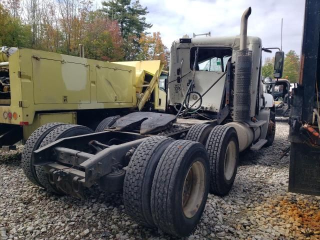 2009 Freightliner Columbia 120 Semi Truck