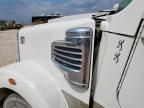 2016 Freightliner SD122 Semi Truck