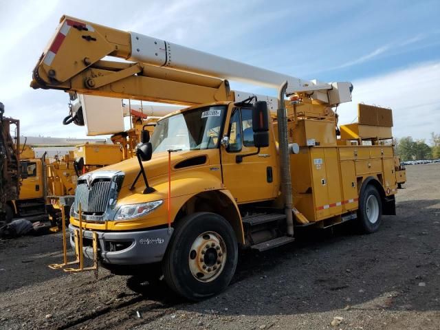 2011 International 4400 Bucket Truck