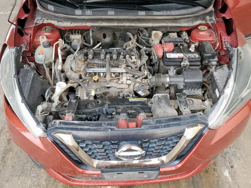 2020 Nissan Kicks SR