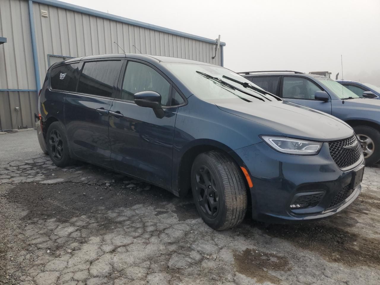 2023 Chrysler Pacifica Hybrid Touring l