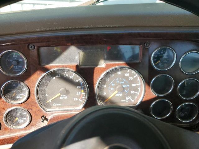 2005 Mack CV713 ROLL-OFF Container Truck
