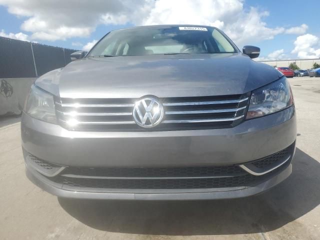 2013 Volkswagen Passat SEL
