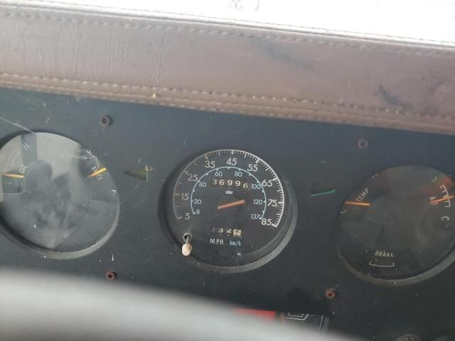 1980 Avco 30 FT