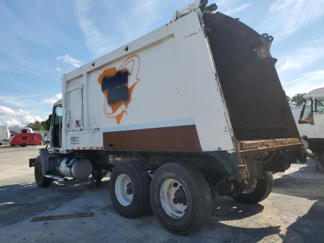 2018 Mack GU813 Refuse Truck