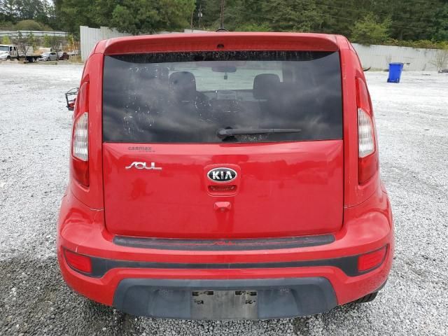2013 KIA Soul +