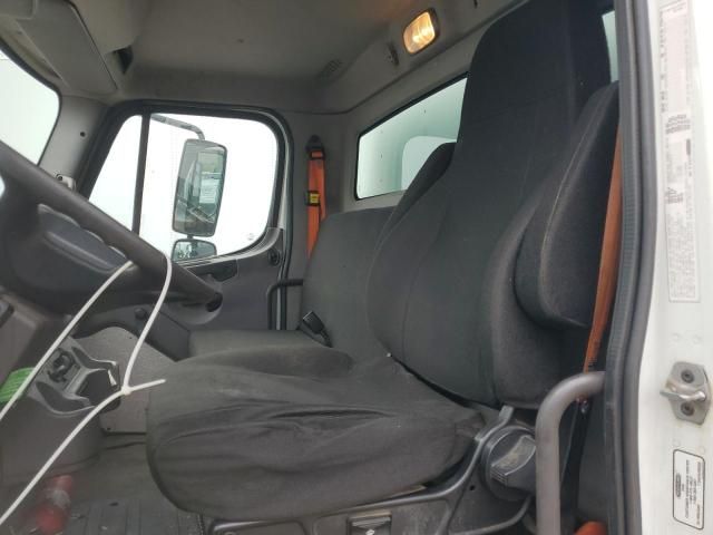 2015 Freightliner M2 106 MED