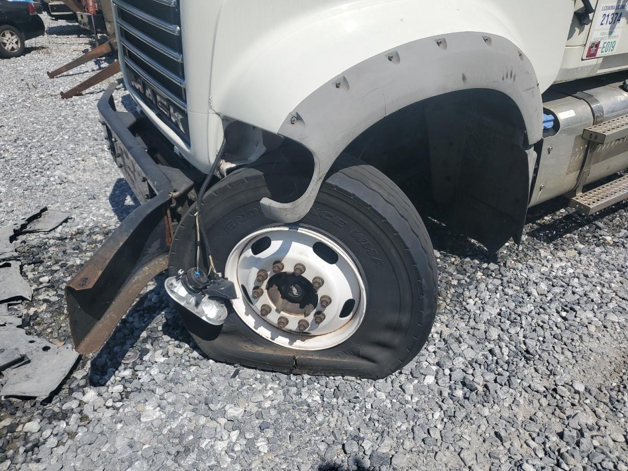 2013 Mack GU713 Refuse Truck