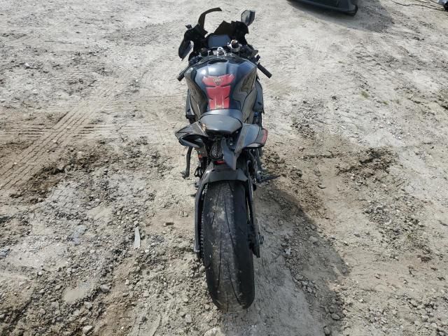 2018 Yamaha YZFR1