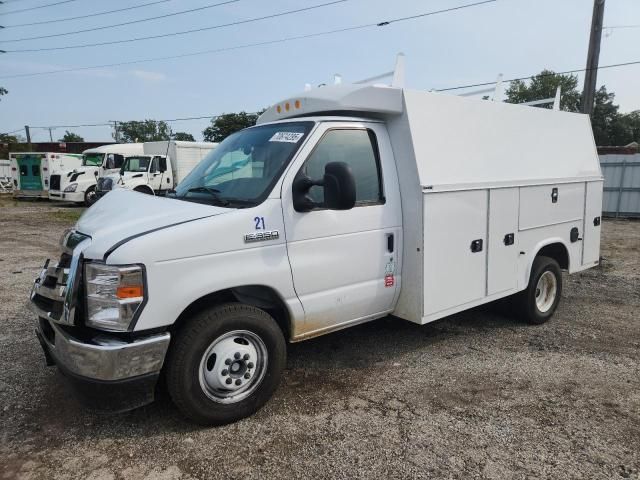 2026 Ford Econoline E350 Super Duty Cutaway Van