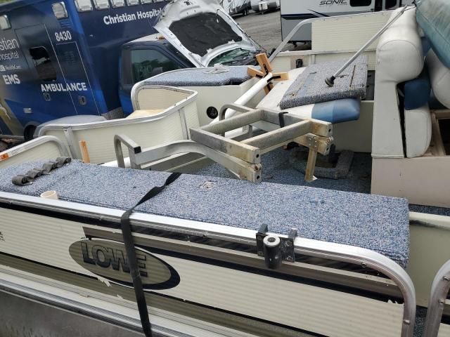 2000 Suncruiser Boat
