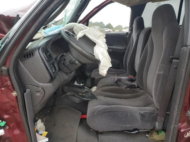 2000 Dodge Dakota Quattro