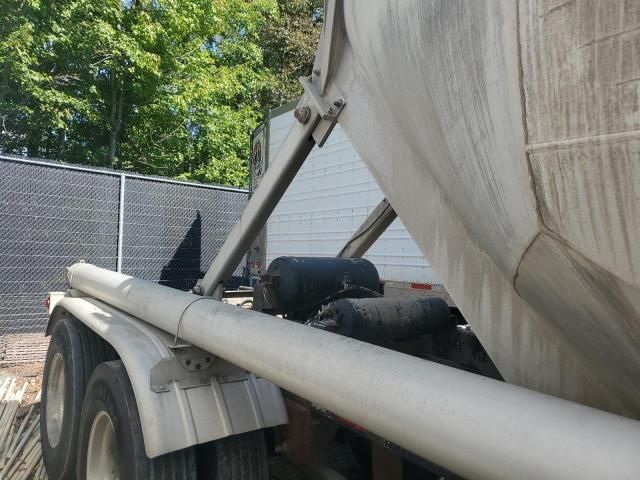 1995 Heil Pneumatic DRY Bulk Trailer