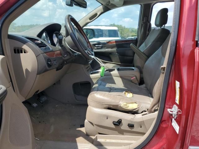 2012 Chrysler Town & Country Limited