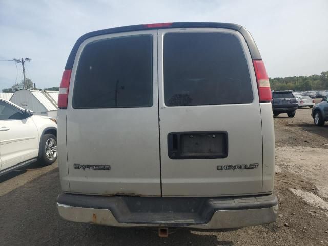 2008 Chevrolet Express G2500