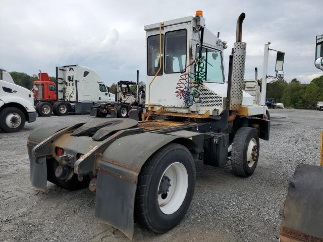 2011 Capacity TJ5000-Yard Truck