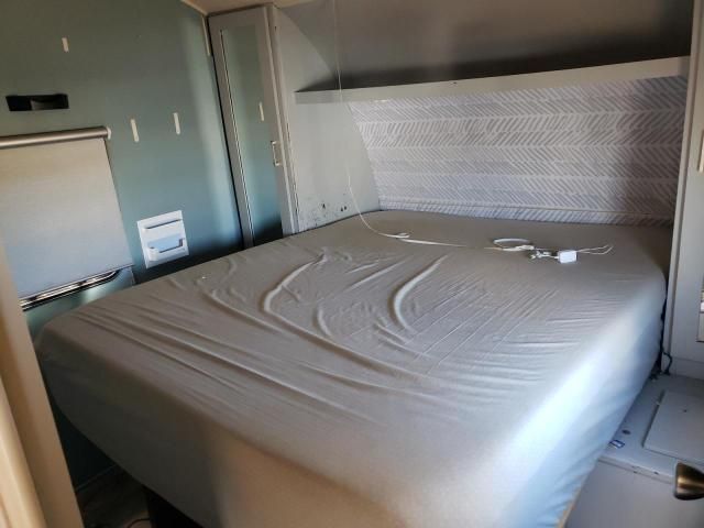 2018 Wildwood 2018 Foresriver Salemreglx-RVS TOY Hauler RV