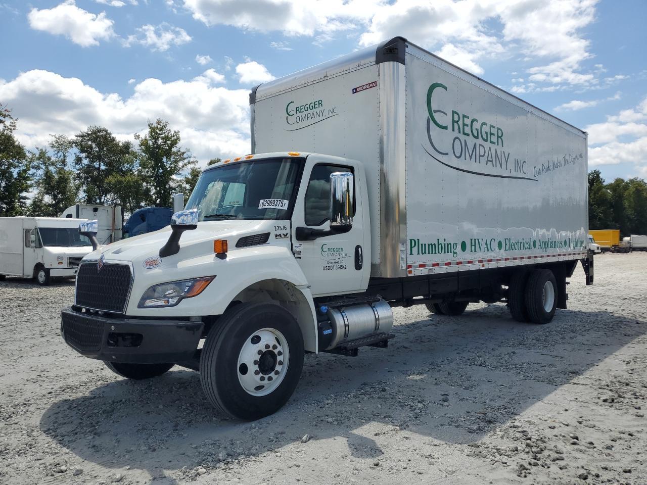 2025 International MV607 BOX Truck
